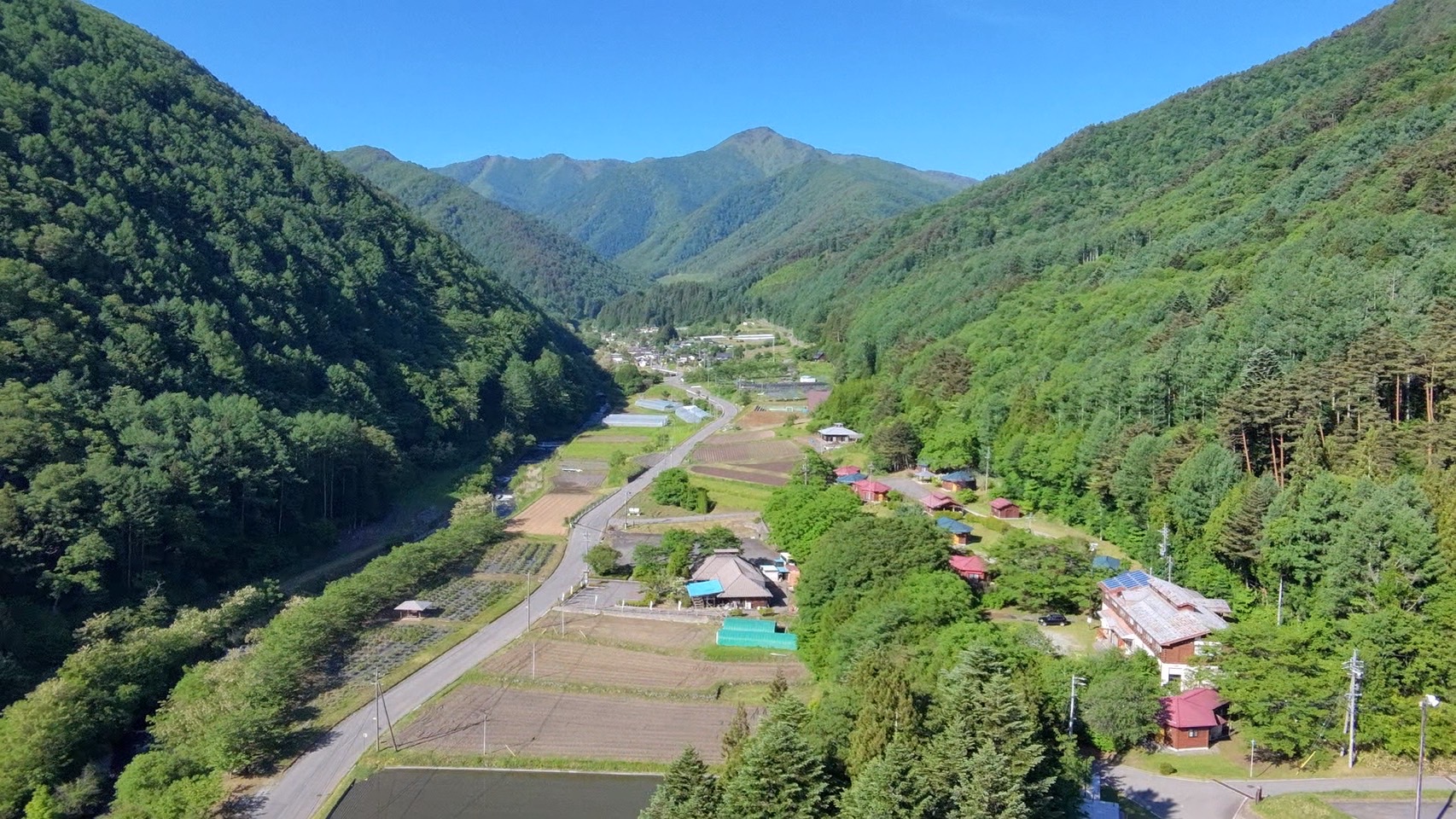 上空からのキャンプ場、朝日村!